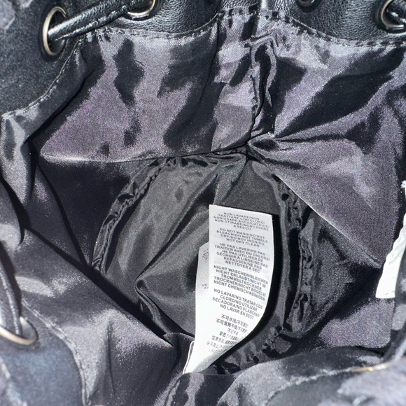 Stella McCartney Kids Bucket Bag with Adjustable Strap Vegan Leather - Picture 9 of 16